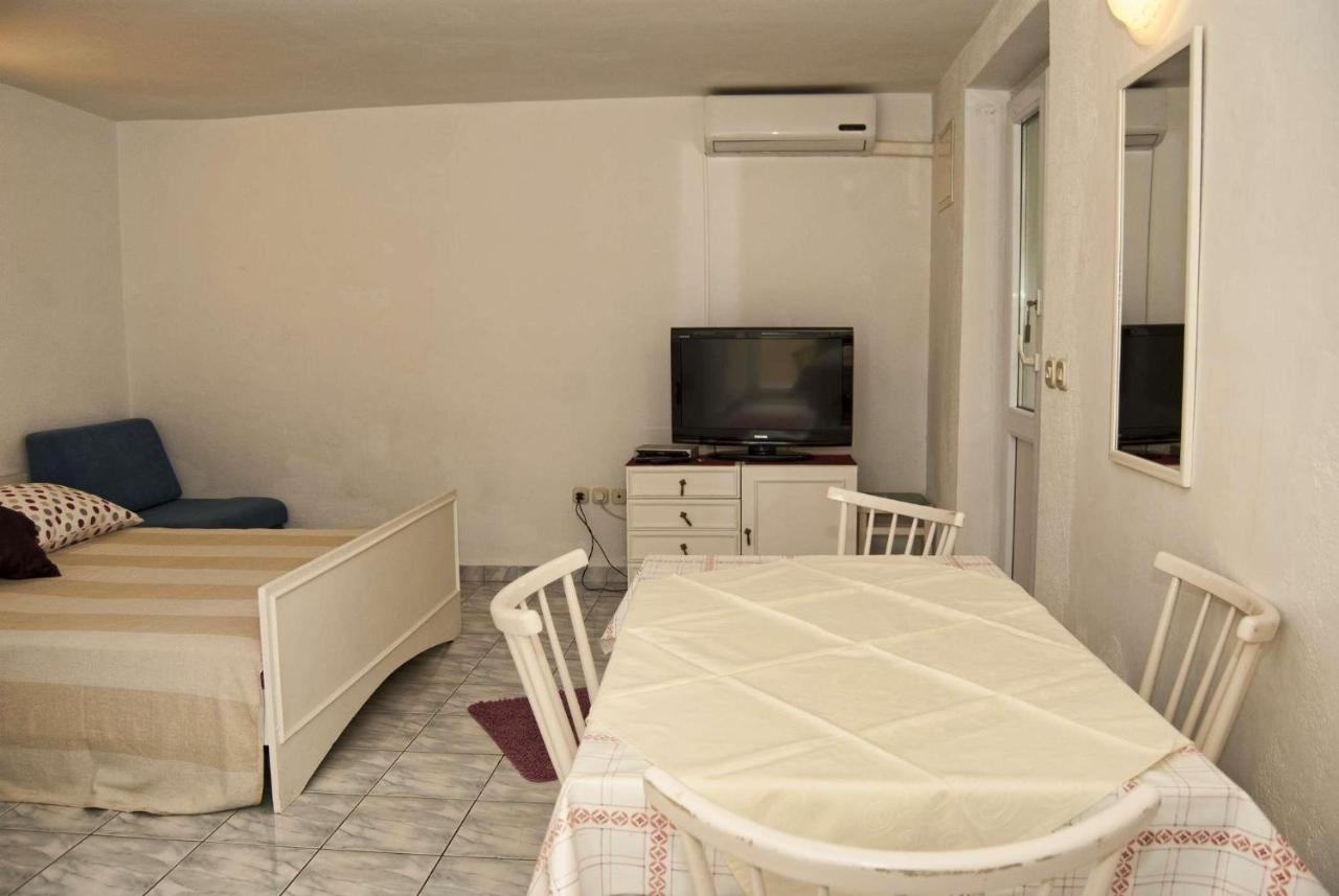 Apartments Mili 732 Makarska Ngoại thất bức ảnh