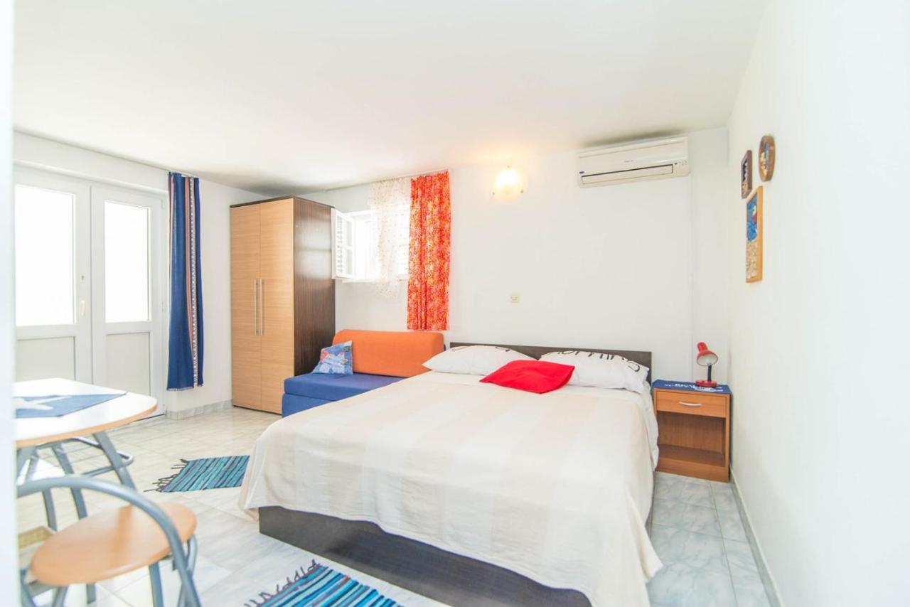 Apartments Mili 732 Makarska Ngoại thất bức ảnh