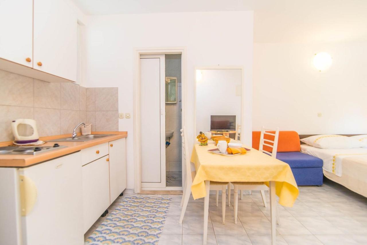 Apartments Mili 732 Makarska Ngoại thất bức ảnh