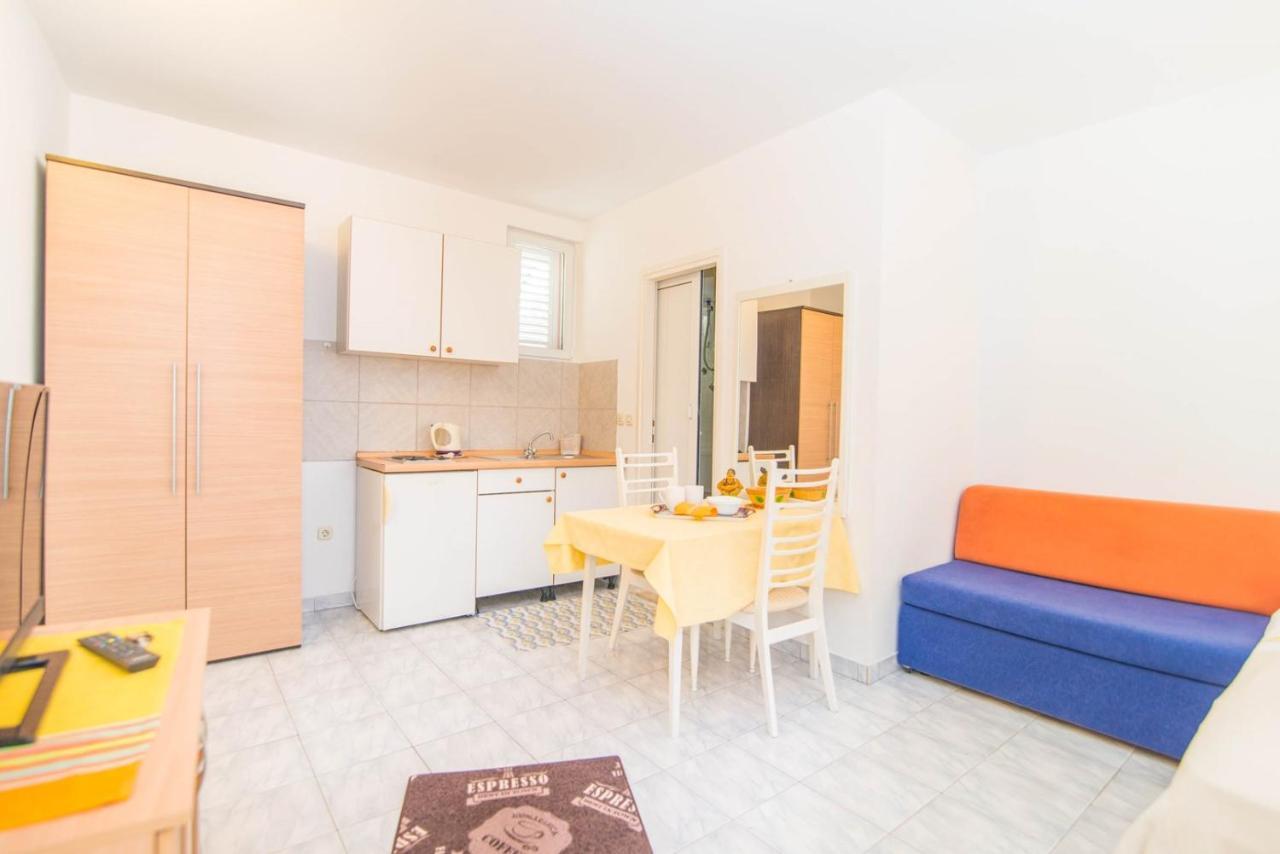 Apartments Mili 732 Makarska Ngoại thất bức ảnh