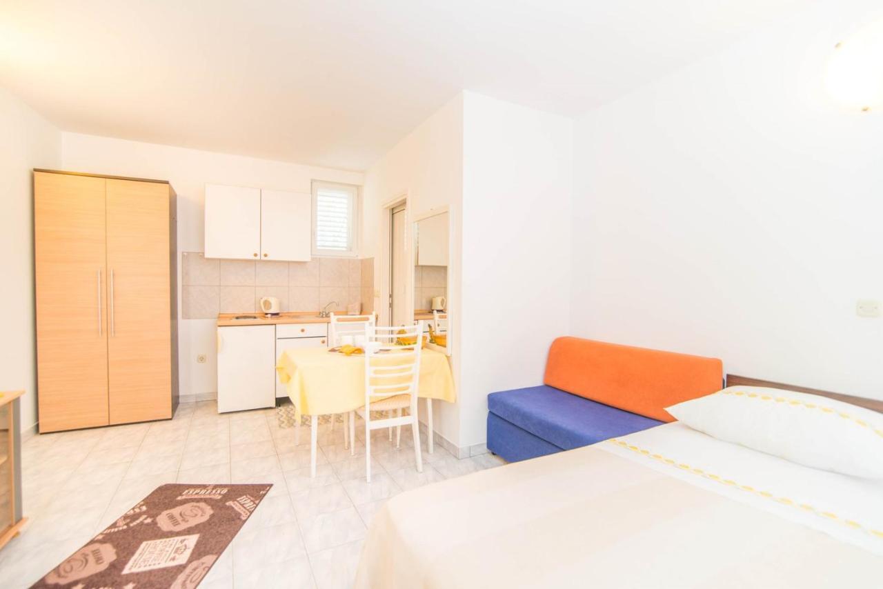 Apartments Mili 732 Makarska Ngoại thất bức ảnh